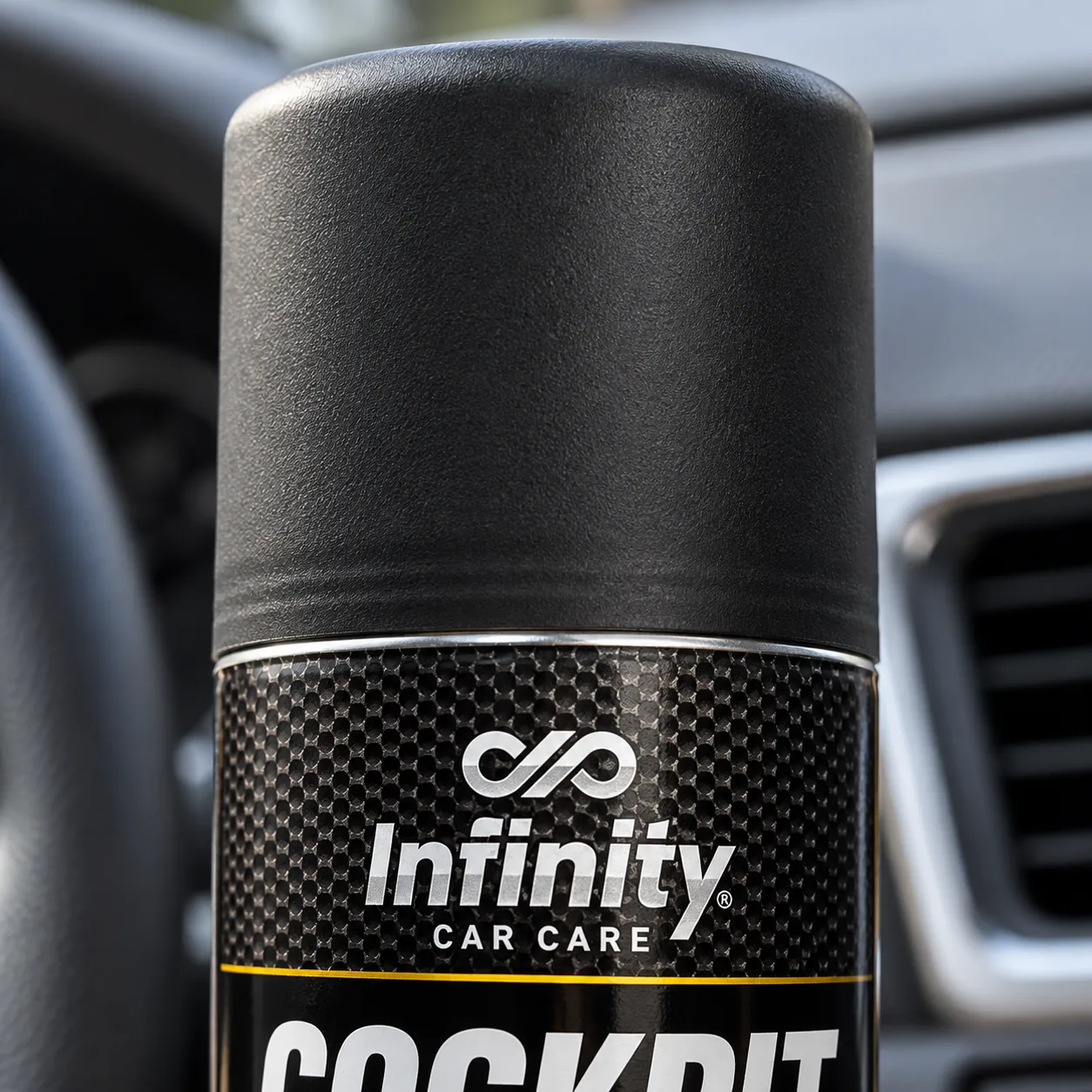 Infinity Cockpit Spray – crna limenka